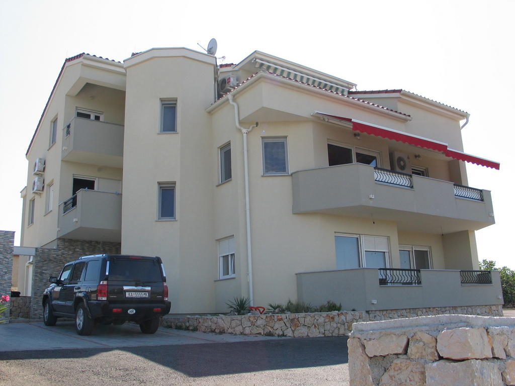 Ferienwohnung Music House Novalja Exterior foto